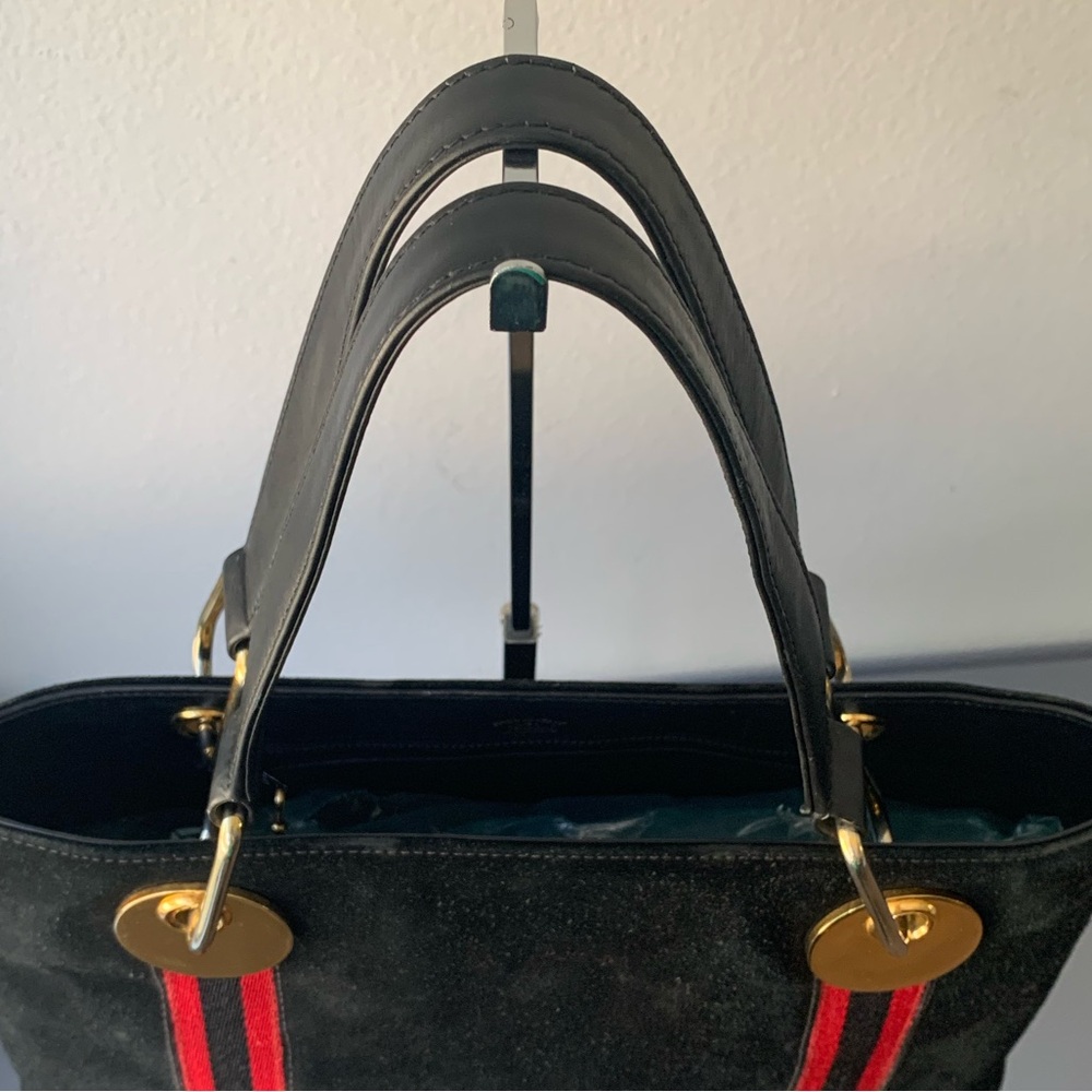 (33) GUCCI 70s Suede Tote - Picture 6 of 12